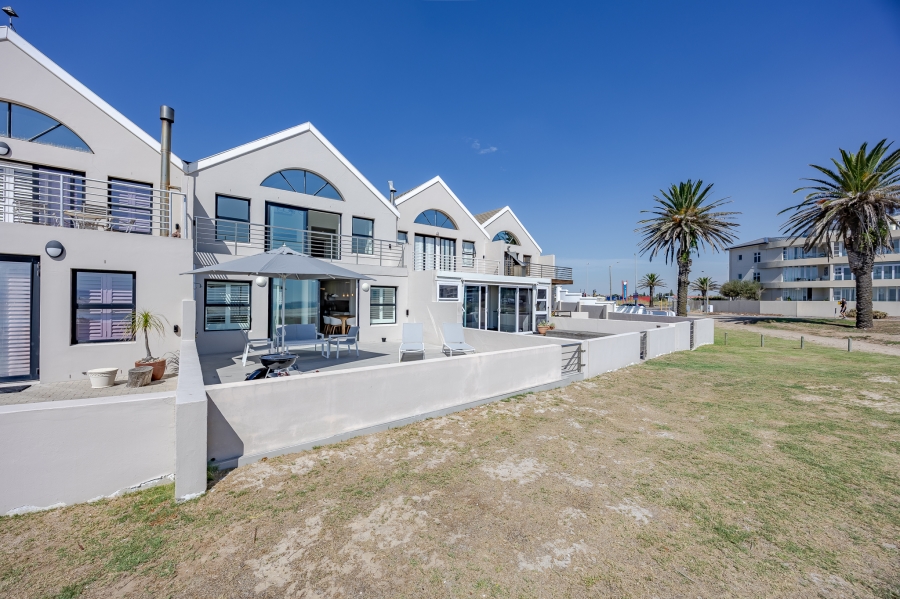 2 Bedroom Property for Sale in Milnerton Central Western Cape